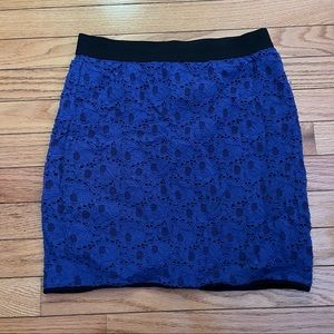🔴 Lacey skirt
